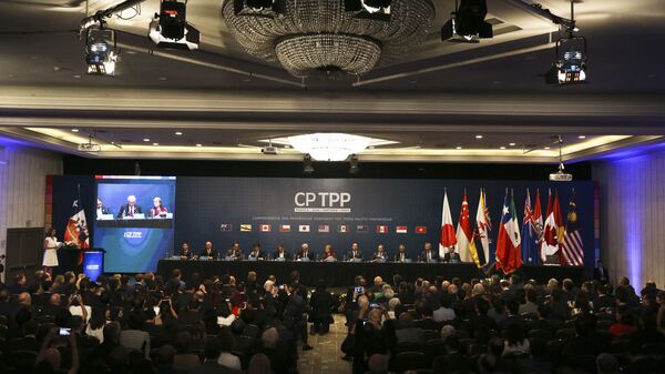 Chile's President Michelle Bachelet and representatives of the eleven countries take part in the signing ceremony agree the Comprehensive and Progressive Agreement for Trans-Pacific Partnership, CP TPP, in Santiago, Chile, Thursday, March 8, 2018 - Sputnik International