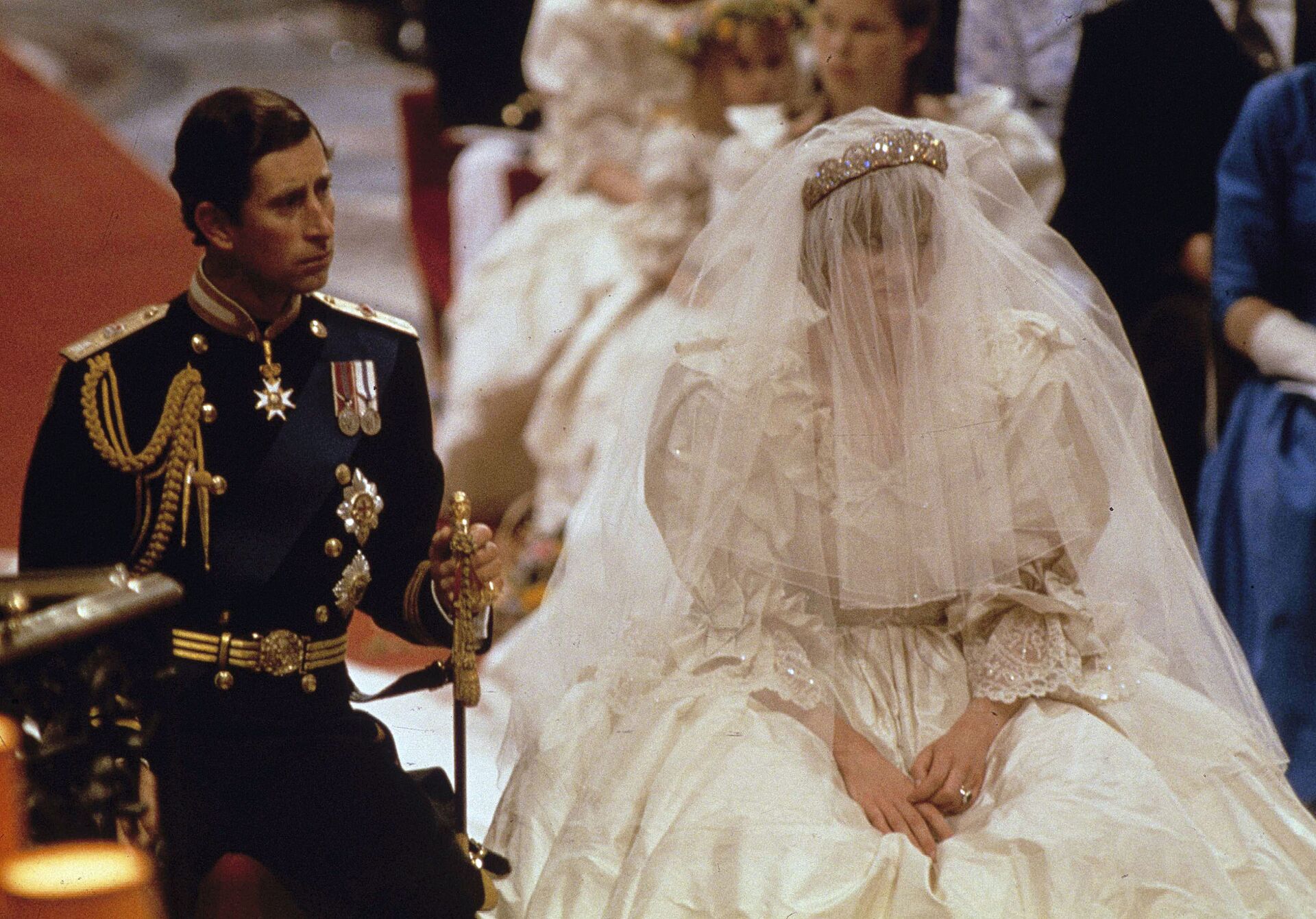 In this July 29, 1981 file photo, Britain's Prince Charles and Lady Diana Spencer are shown on their wedding day at St. Paul's Cathedral in London - Sputnik International, 1920, 01.10.2022