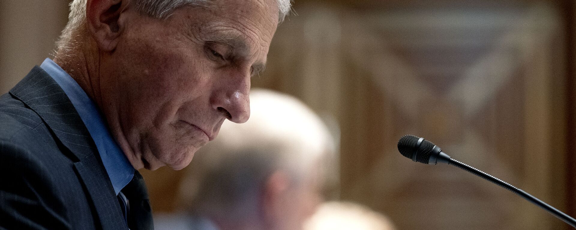 Anthony Fauci, director of the National Institute of Allergy and Infectious Diseases, listens during a hearing looking into the budget estimates for National Institute of Health (NIH) and the state of medical research on Capitol Hill in Washington, DC on May 26, 2021 - Sputnik International, 1920, 04.06.2021