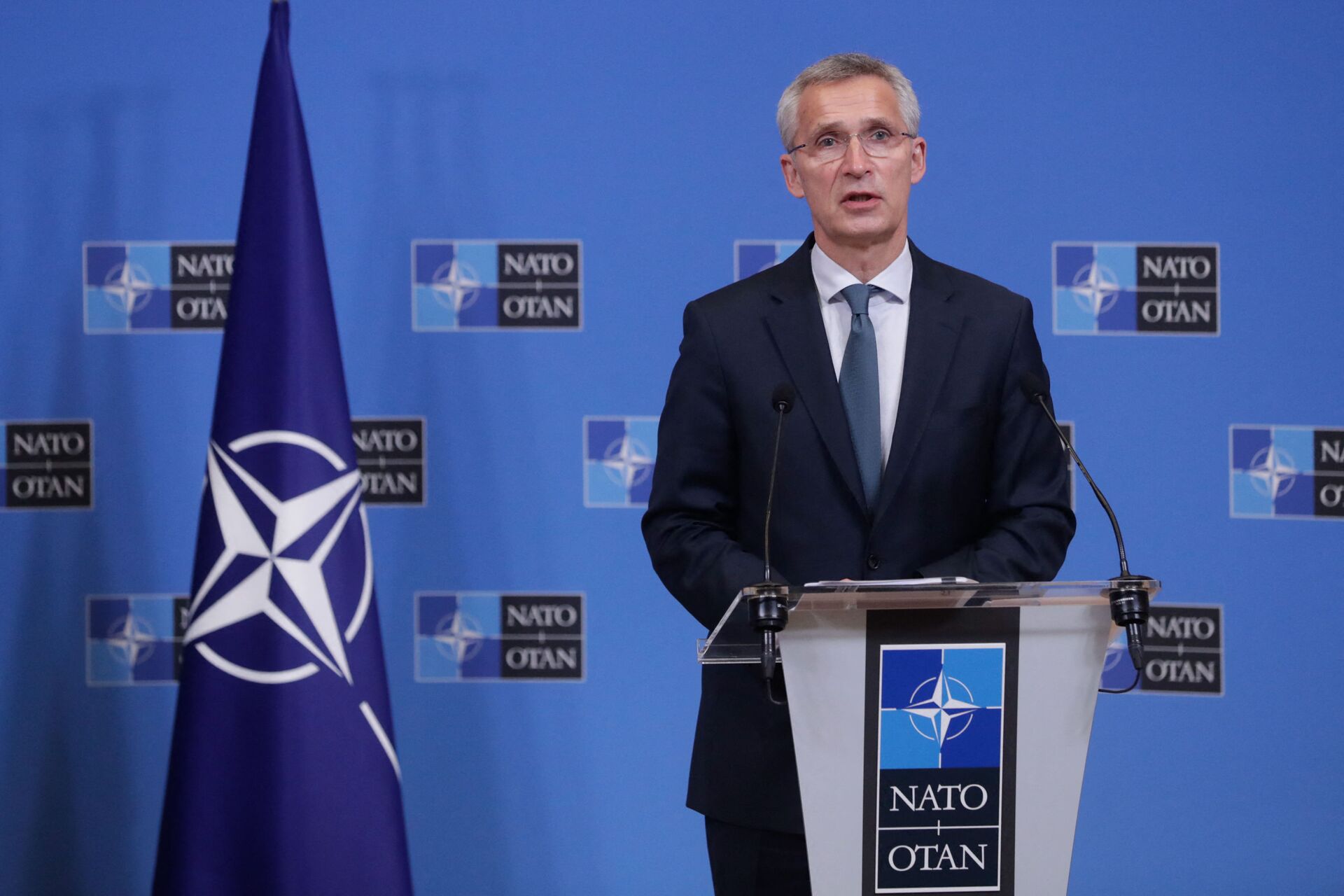 Stoltenberg: NATO Does Not See China as Adversary, Will Include Beijing in New Strategy - Sputnik International, 1920, 04.06.2021