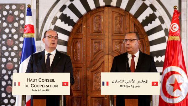French Prime Minister Jean Castex and Tunisian Prime Minister Hichem Mechichi attend a news conference in Tunis, Tunisia June 3, 2021.  - Sputnik International