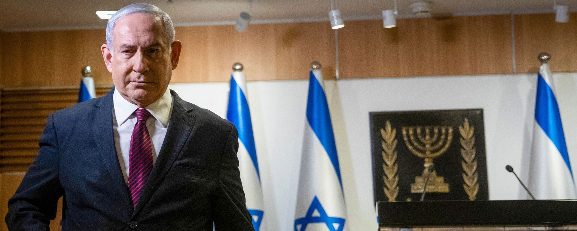 In this file photo taken on December 22, 2020 Israeli Prime Minister Benjamin Netanyahu leaves after a speech at the Knesset (Israeli Parliament) in Jerusalem - Sputnik International, 1920, 18.01.2022