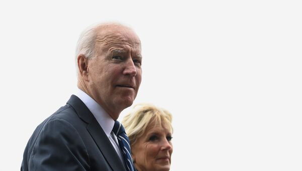 U.S. President Joe Biden and first lady Jill Biden walk outside Carbis Bay Hotel during their meeting with Britain's Prime Minister Boris Johnson and his wife Carrie Johnson (not pictured) , at Carbis Bay, Cornwall, Britain June 10, 2021. - Sputnik International