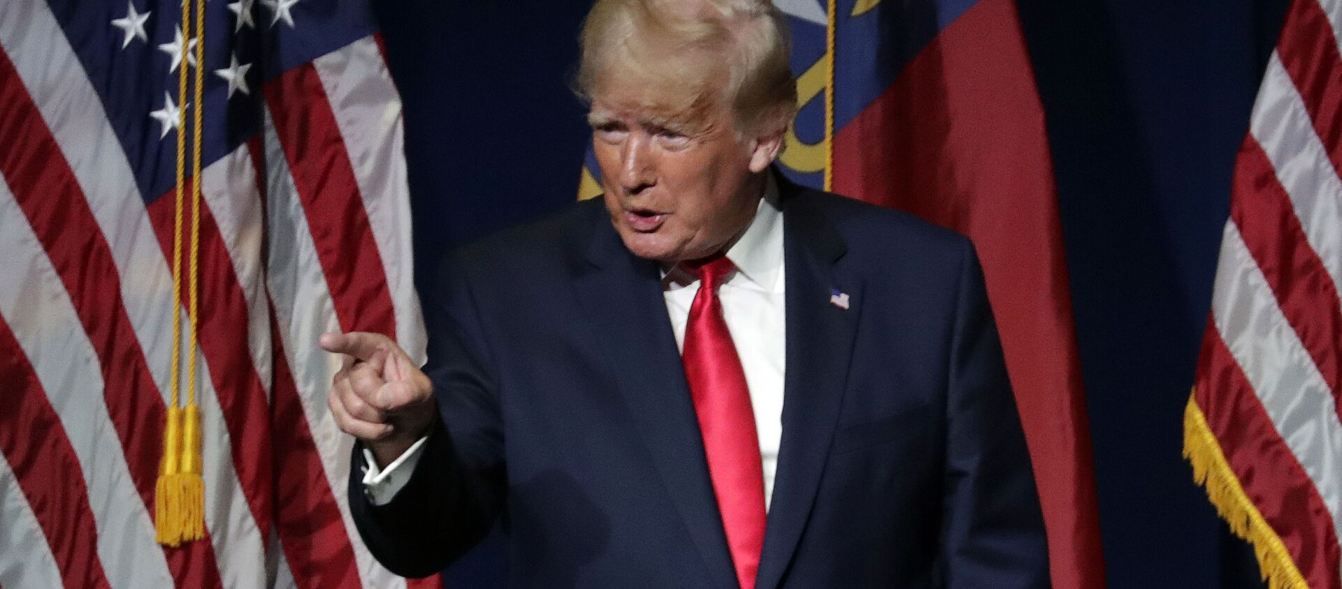 Former President Donald Trump acknowledges the crowd before he speaks at the North Carolina Republican Convention Saturday, June 5, 2021, in Greenville, N.C. - Sputnik International, 1920, 21.06.2021
