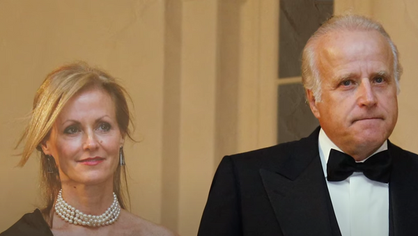 James Biden, brother of US President Joe Biden, and his wife, Sara Biden.  - Sputnik International