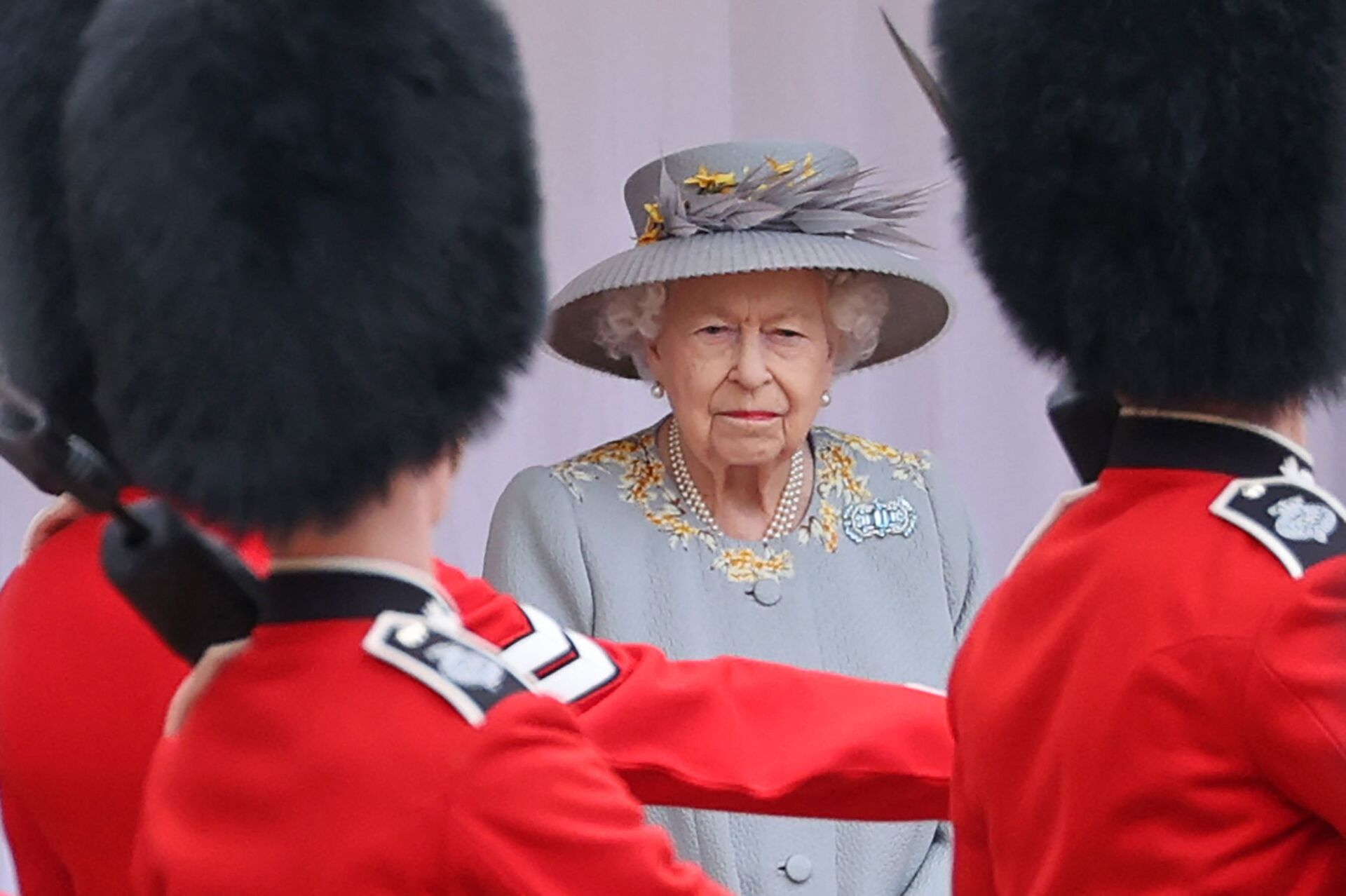 Britain's Queen Elizabeth II watches a military ceremony to mark her official birthday at Windsor Castle on June 12, 2021 in Windsor. - Sputnik International, 1920, 01.03.2022