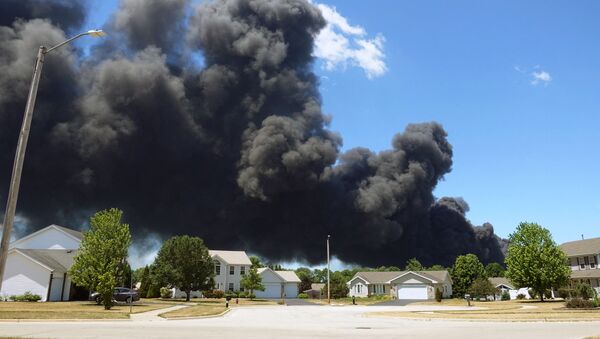 An industrial fire burns at Chemtool Inc. on June 14, 2021 in Rockton, Illinois. The chemical fire at the plant, which produces lubricants, grease products and other fluids, has prompted local evacuations.  - Sputnik International