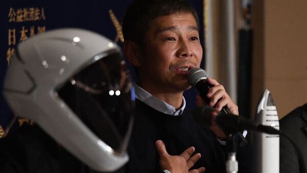 Yusaku Maezawa, entrepreneur and CEO of ZOZOTOWN and SpaceX BFR's first private passenger, speaks during a press conference at the Foreign Correspondents' Club of Japan in Tokyo on October 9, 2018 - Sputnik International