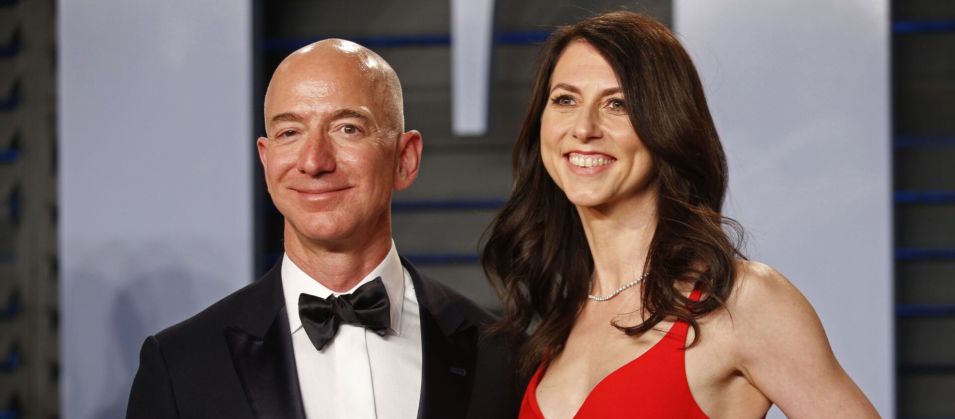 Amazon CEO Jeff and MacKenzie Bezos on 2018 Vanity Fair Oscar Party - Sputnik International, 1920, 16.06.2021