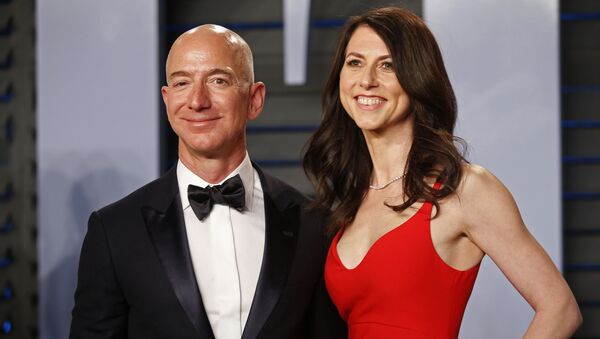 Amazon CEO Jeff and MacKenzie Bezos on 2018 Vanity Fair Oscar Party - Sputnik International