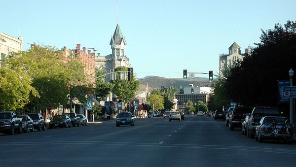 Main Street in downtown Baker City, Oregon, looking south near sundown.  - Sputnik International