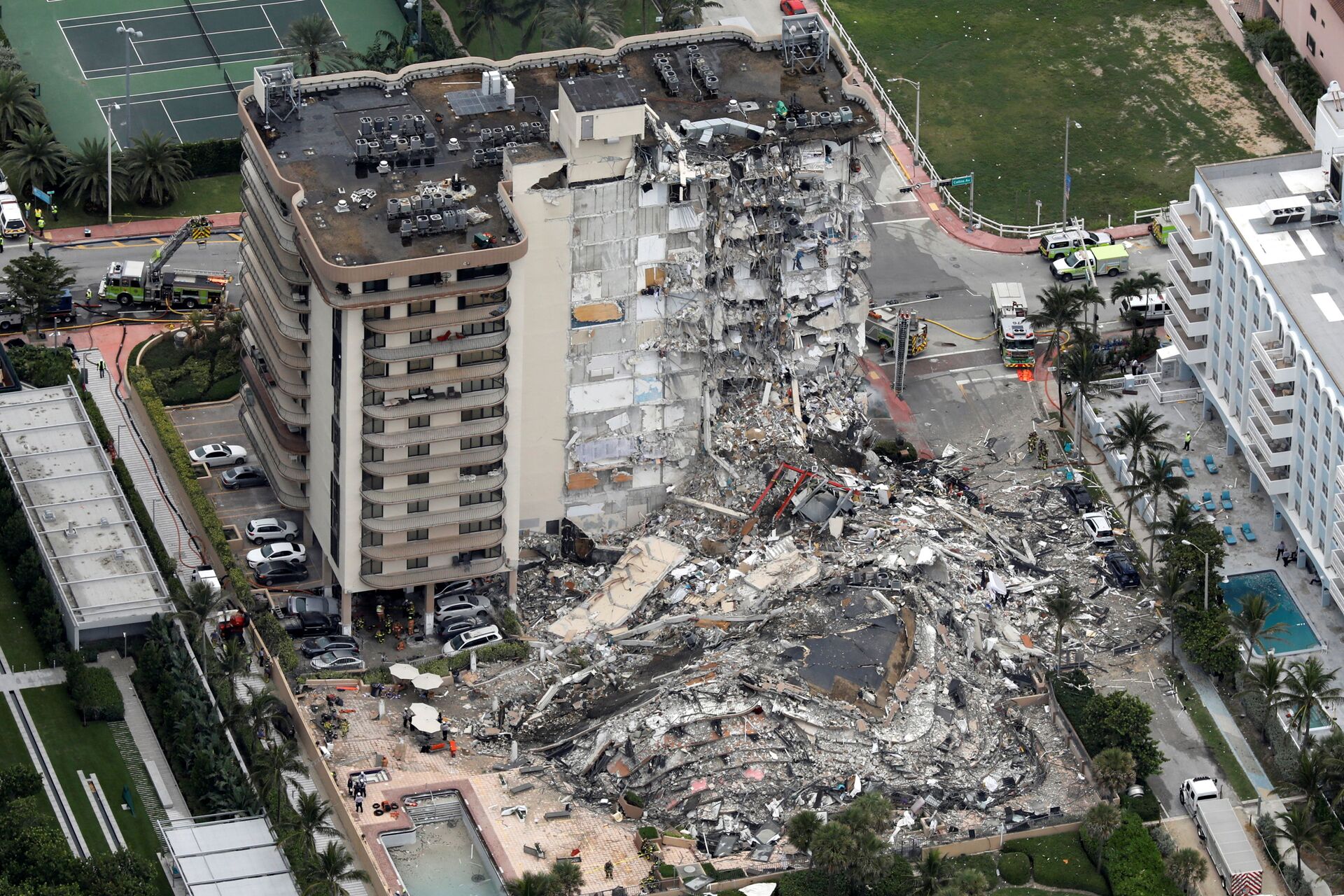 Death Toll From Miami Condo Collapse Rises to 11 as Rescue Efforts Go Into Fifth Day - Sputnik International, 1920, 28.06.2021