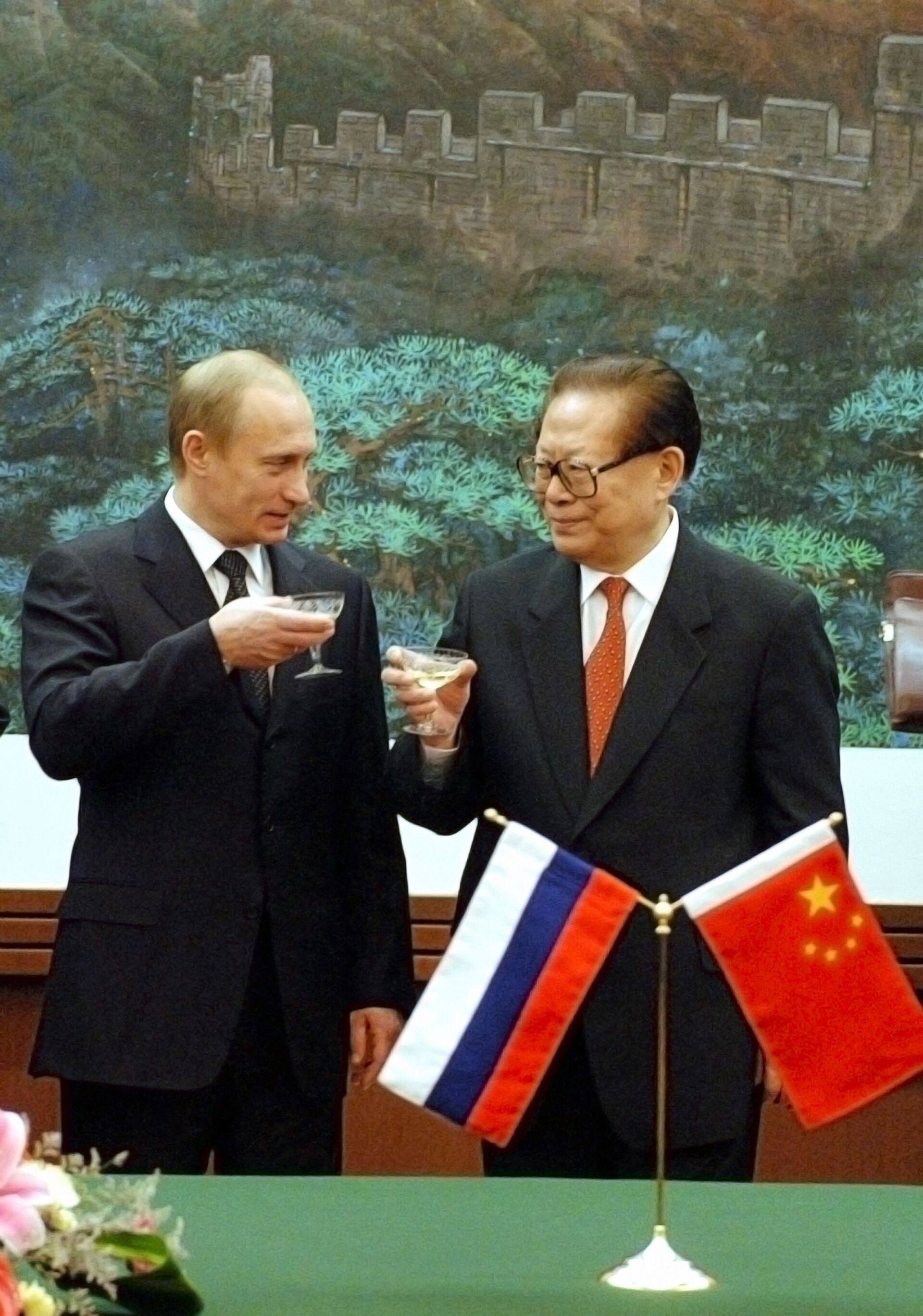 Putin, Xi Officially Announce Extension of Chinese-Russian Friendship, Cooperation Deal - Sputnik International, 1920, 28.06.2021