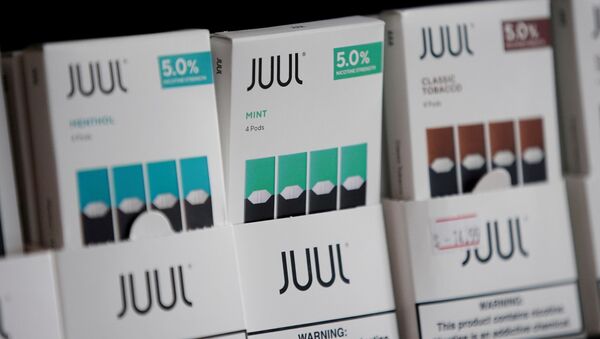 Juul brand vape cartridges are pictured for sale at a shop in Atlanta, Georgia, U.S., September 26, 2019 - Sputnik International