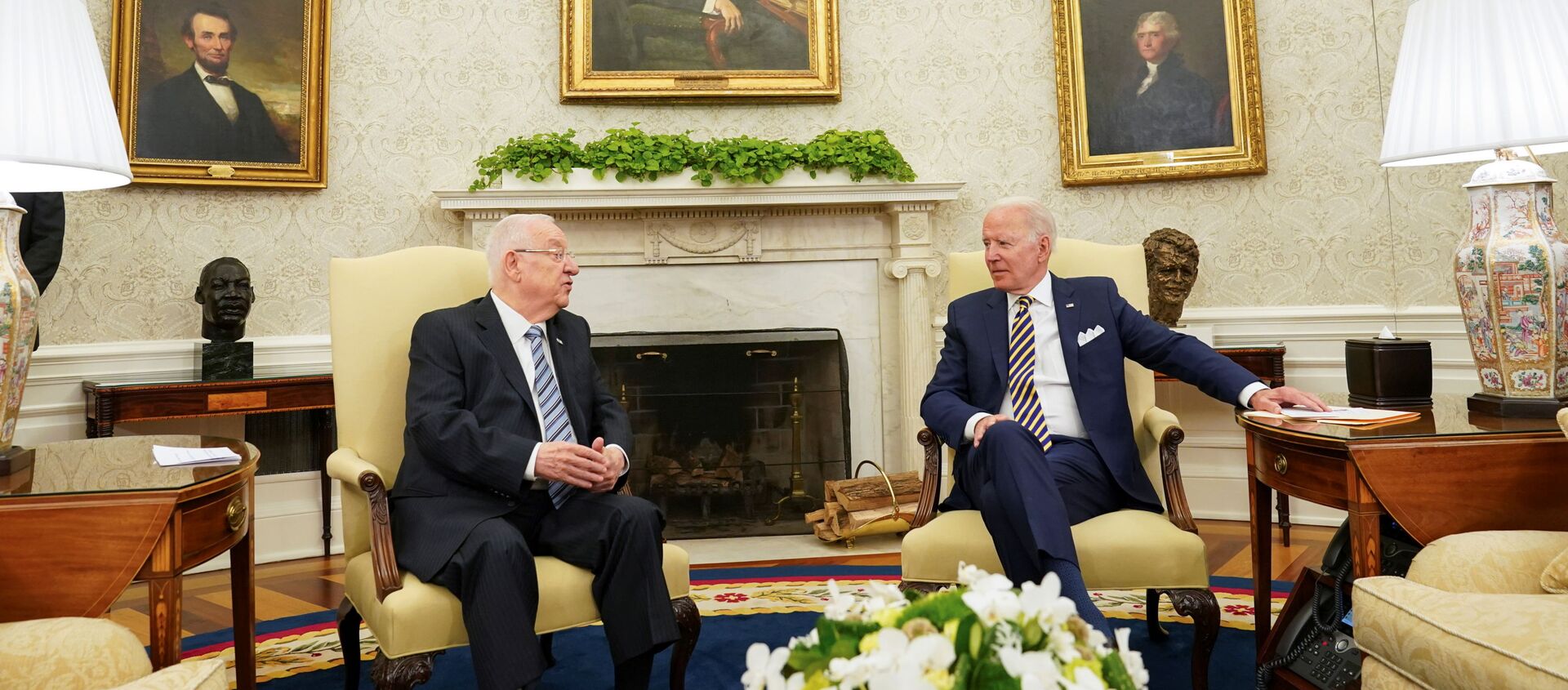 U.S. President Joe Biden meets with Israel's President Reuven Rivlin at the White House in Washington, U.S. June 28, 2021 - Sputnik International, 1920, 29.06.2021