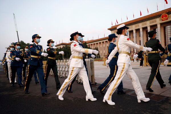Chinese military unites are marching during the grand parade.  - Sputnik International