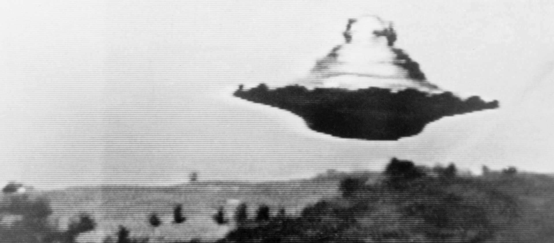Happy World UFO Day! Mysterious Objects Captured on Camera – Photos - Sputnik International, 1920, 02.07.2021