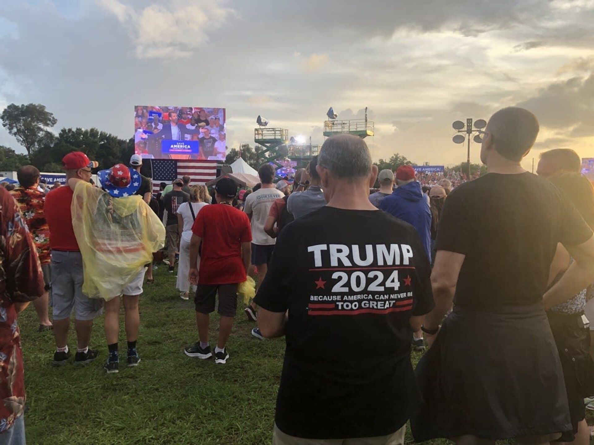 Donald Trump's  'Save America' campaign-style rally in Sarasota, Florida, 3 June, 2021 - Sputnik International, 1920, 02.10.2021
