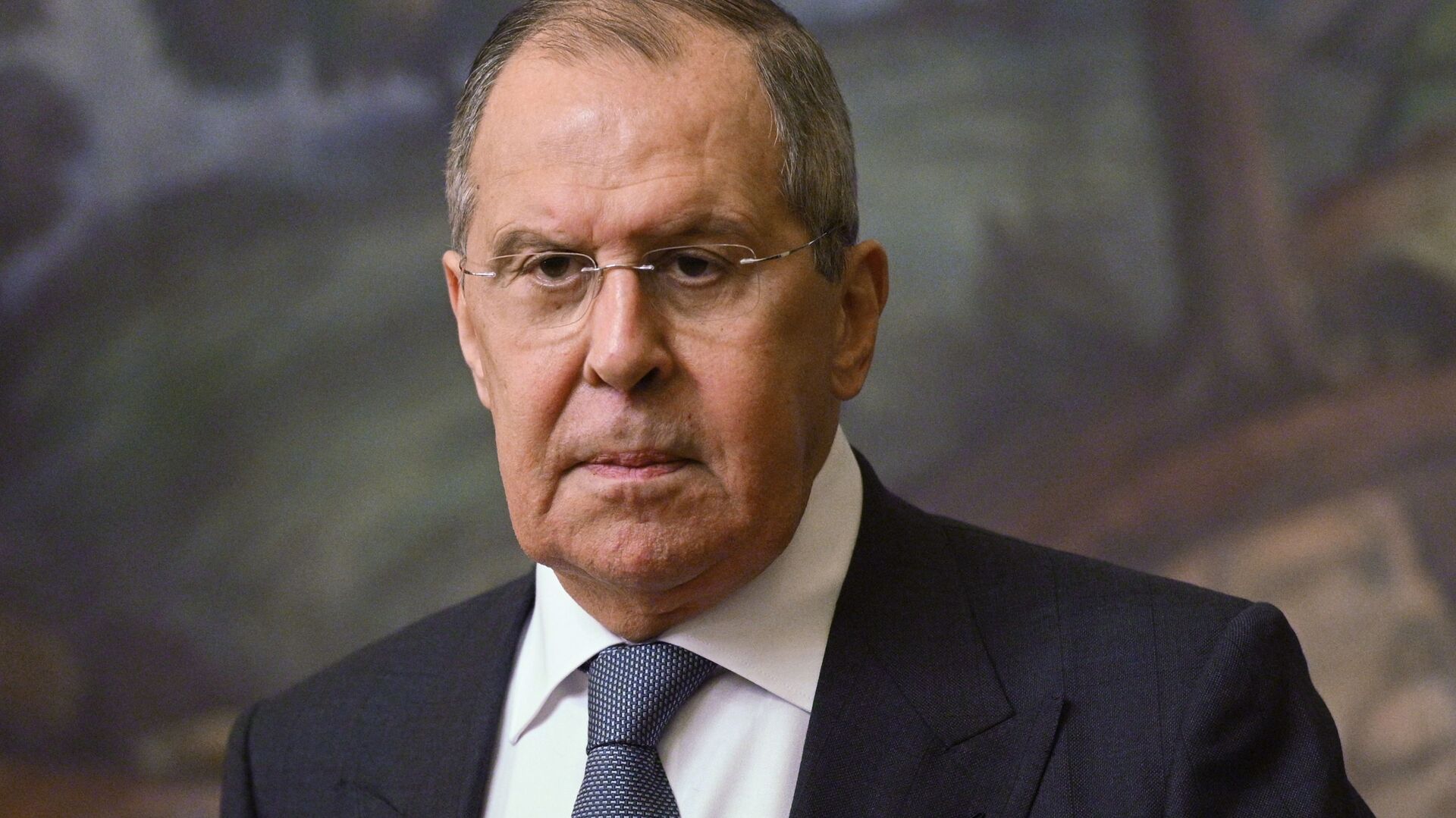 Russian Foreign Minister Sergei Lavrov at a press conference following a meeting in Moscow with the Minister of Foreign Affairs of the Kingdom of Bahrain Abdel Latyf bin Rashid Az-Zayani. - Sputnik International, 1920, 25.09.2021