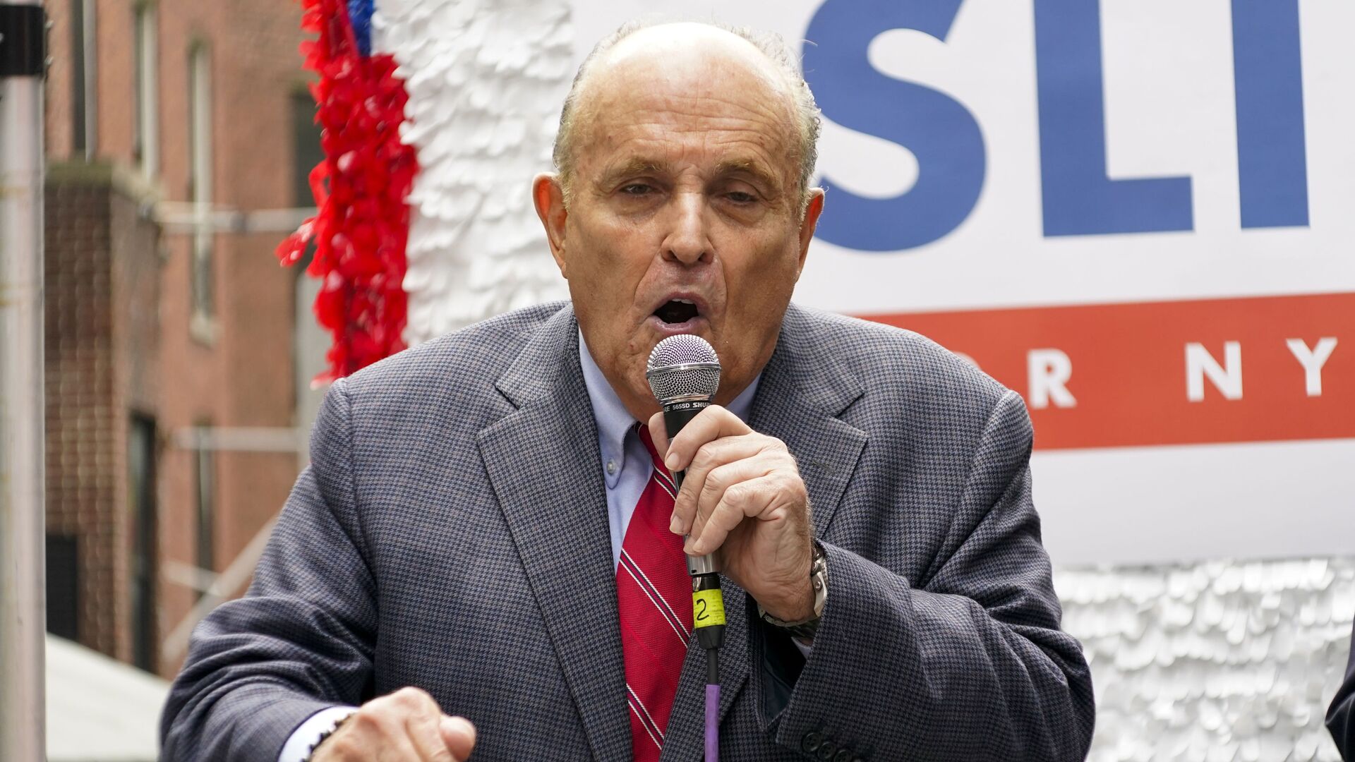 Former New York City Mayor Rudy Giuliani speaks during a campaign event for Republican mayoral candidate Curtis Sliwa, Monday, June 21, 2021, in New York. Giuliani endorsed Sliwa in his bid for mayor. - Sputnik International, 1920, 23.05.2022