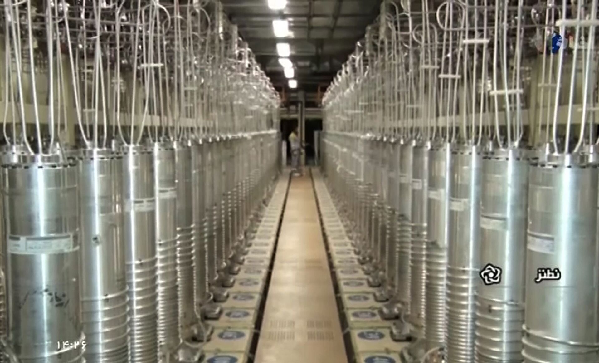 In this image made from April 17, 2021, video released by the Islamic Republic Iran Broadcasting, IRIB, state-run TV, various centrifuge machines line the hall damaged on Sunday, April 11, 2021, at the Natanz Uranium Enrichment Facility, some 200 miles (322 km) south of the capital Tehran, Iran - Sputnik International, 1920, 07.09.2021