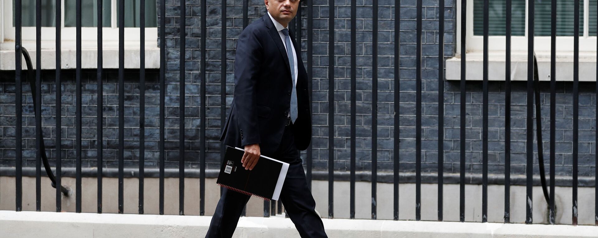 Britain's Health Secretary Sajid Javid walks on Downing Street in London, Britain, July 14, 2021 - Sputnik International, 1920, 22.11.2021