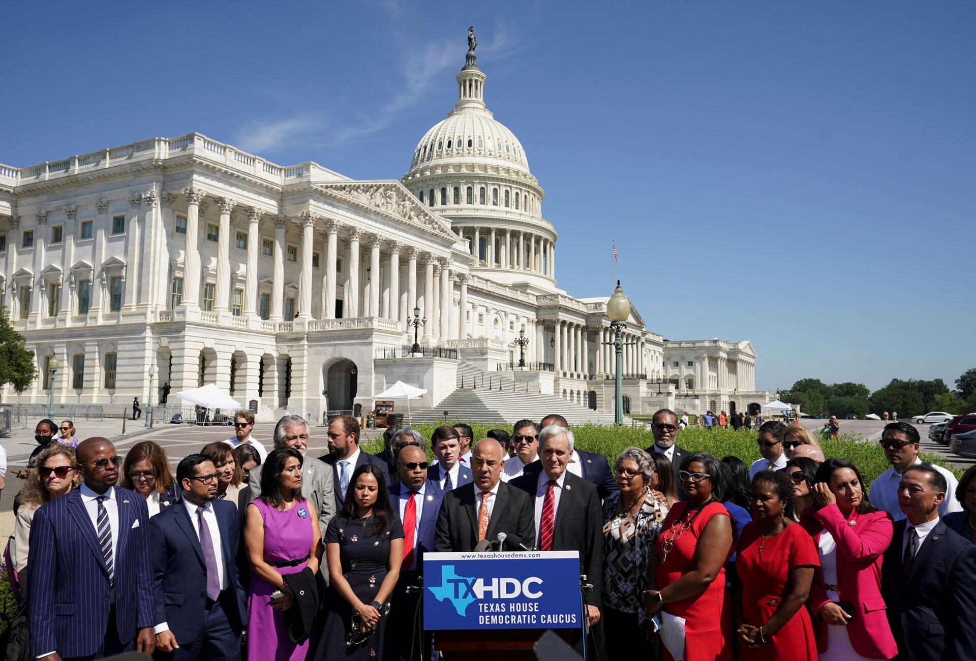 Representative Chris Turner (D-TX) joins other Democratic members of the Texas House of Representatives, who are boycotting a special session of the legislature in an effort to block Republican-backed voting restrictions, as they speak in front of the U.S. Capitol in Washington, U.S., July 13, 2021 - Sputnik International, 1920, 07.09.2021