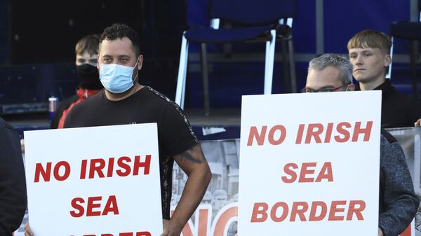 Loyalists opposed to the Northern Ireland Protocol protest in Newtownards town centre, Northern Ireland, Friday, June 18, 2021. - Sputnik International