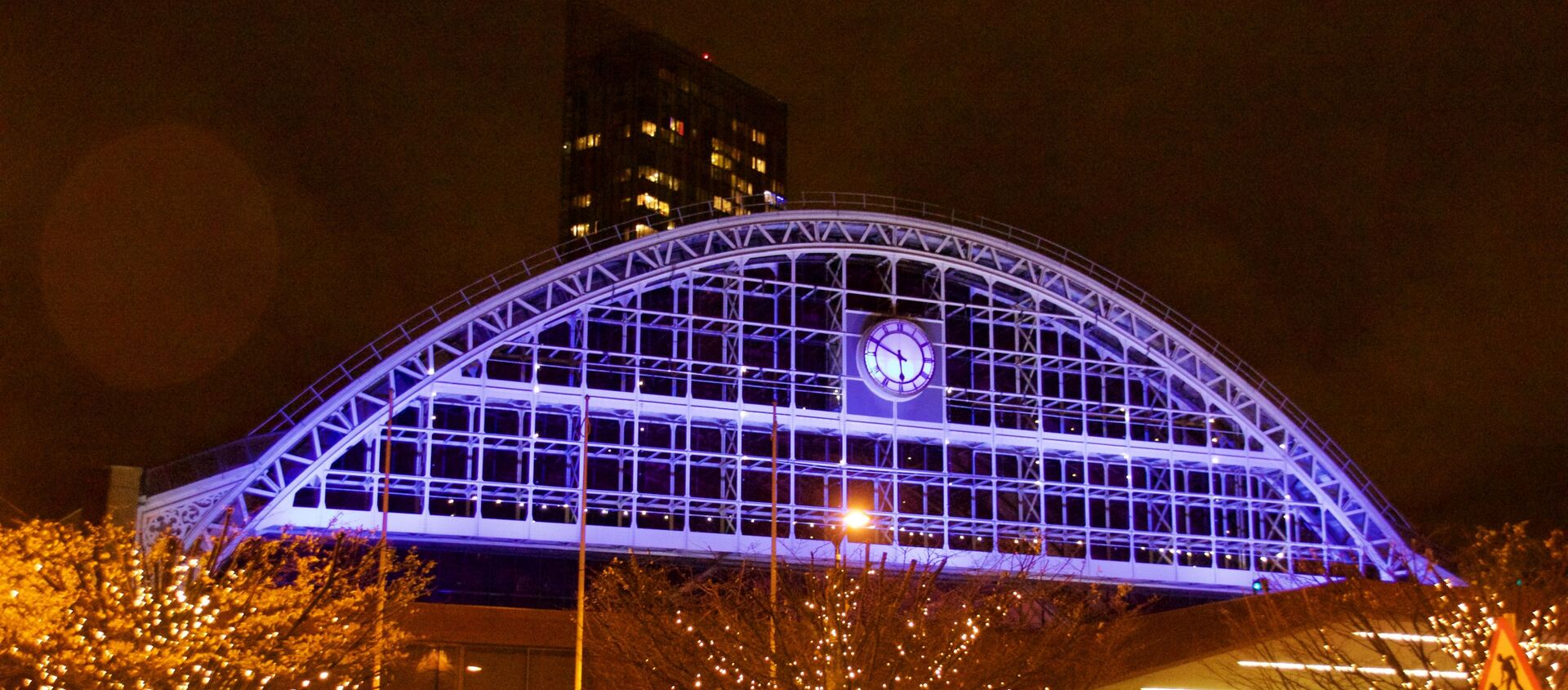 Manchester Central conference centre illuminated in December 2015. Manchester, UK - Sputnik International, 1920, 22.07.2021