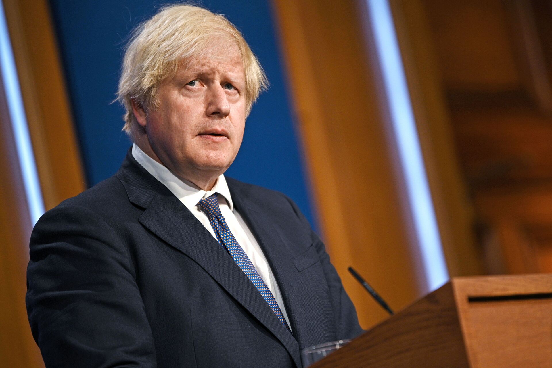 Britain's Prime Minister Boris Johnson holds a news conference in London - Sputnik International, 1920, 07.09.2021