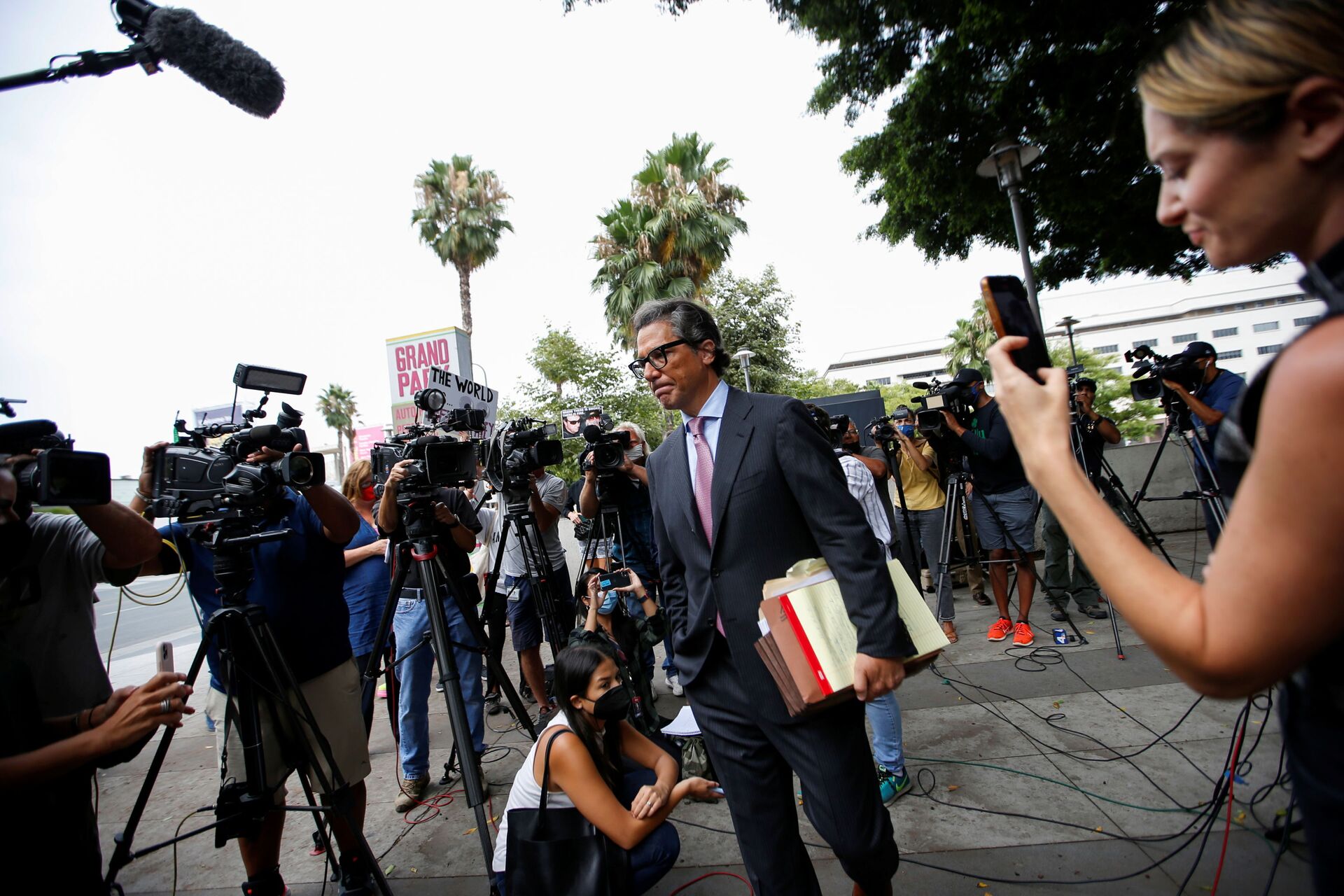Mathew Rosengart, attorney for pop star Britney Spears, is pictured on the day of a conservatorship case hearing at Stanley Mosk Courthouse in Los Angeles, California, U.S., July 26, 2021 - Sputnik International, 1920, 07.09.2021