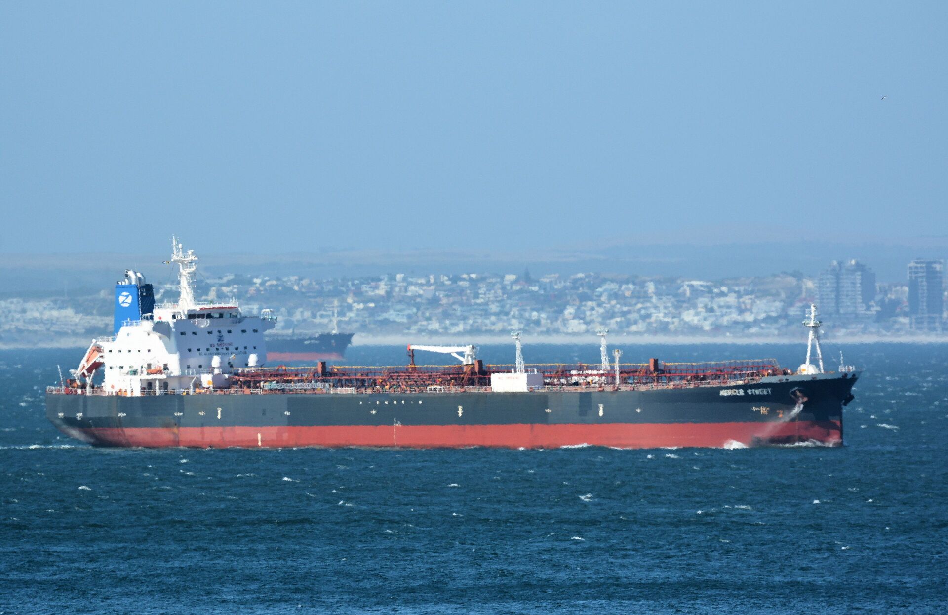 The Mercer Street, a Japanese-owned Liberian-flagged tanker managed by Israeli-owned Zodiac Maritime that was attacked off Oman coast as seen in Cape Town, South Africa, December 31, 2015  in this picture obtained from ship tracker website, MarineTraffic.com. Picture taken December 31, 2015.  Johan Victor/Handout via REUTERS THIS IMAGE HAS BEEN SUPPLIED BY A THIRD PARTY. MANDATORY CREDIT. NO RESALES. NO ARCHIVES. - Sputnik International, 1920, 07.09.2021