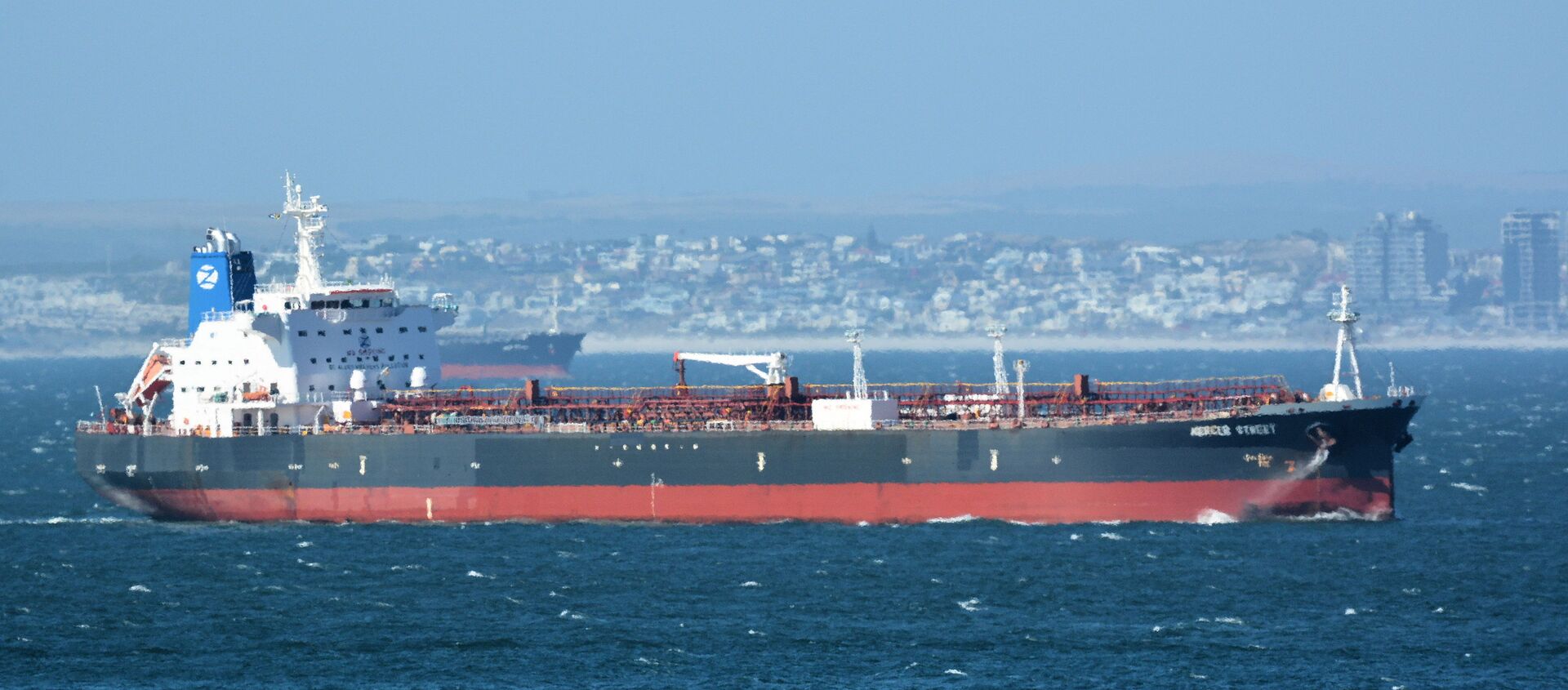 The Mercer Street, a Japanese-owned Liberian-flagged tanker managed by Israeli-owned Zodiac Maritime that was attacked off Oman coast as seen in Cape Town, South Africa, December 31, 2015  in this picture obtained from ship tracker website, MarineTraffic.com. Picture taken December 31, 2015.  Johan Victor/Handout via REUTERS THIS IMAGE HAS BEEN SUPPLIED BY A THIRD PARTY. MANDATORY CREDIT. NO RESALES. NO ARCHIVES. - Sputnik International, 1920, 01.08.2021