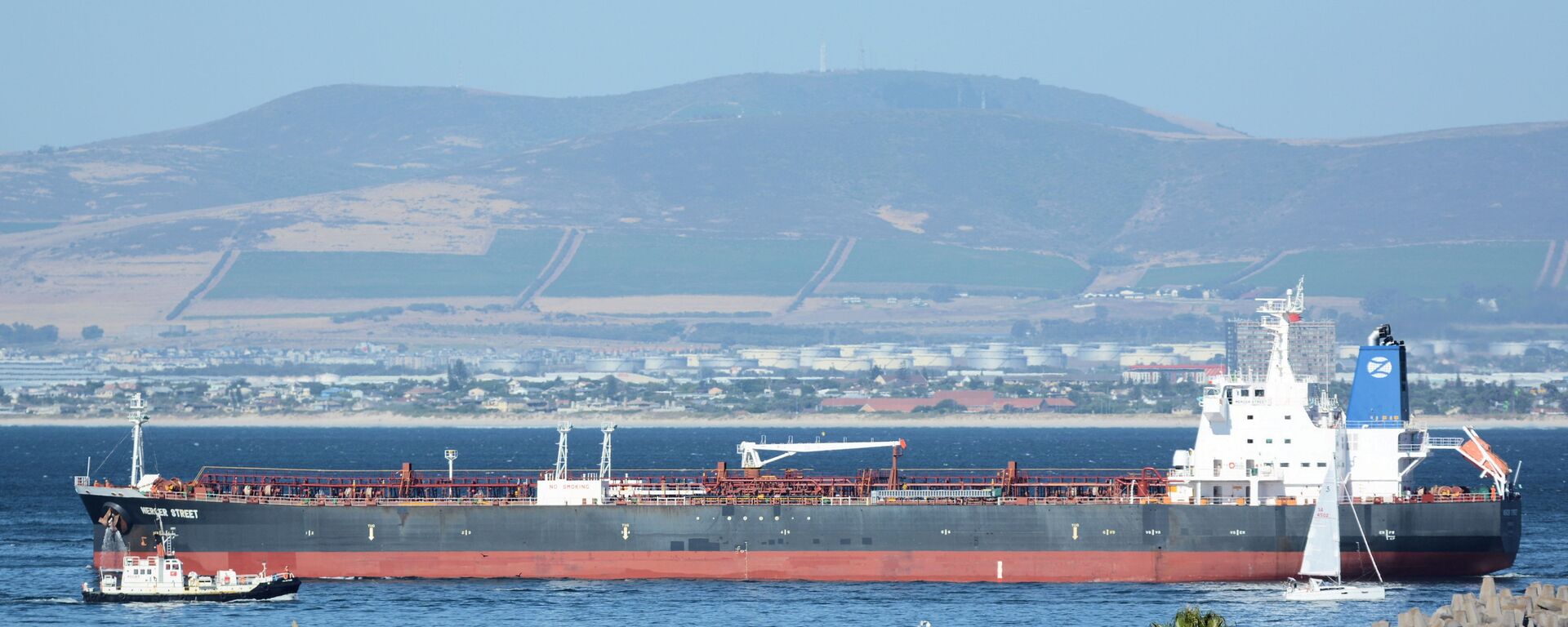 The Mercer Street, a Japanese-owned Liberian-flagged tanker managed by Israeli-owned Zodiac Maritime that was attacked off Oman coast as seen in Cape Town, South Africa, January 2, 2016 in this picture obtained from ship tracker website, MarineTraffic.com. Picture taken January 2, 2016.  Johan Victor/Handout via REUTERS THIS IMAGE HAS BEEN SUPPLIED BY A THIRD PARTY. MANDATORY CREDIT. NO RESALES. NO ARCHIVES. - Sputnik International, 1920, 03.08.2021