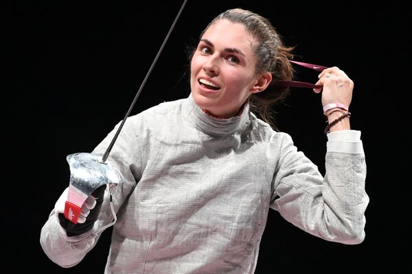 Sofia Pozdnyakova of Russia after battling Sofya Velikaya at the women's sabre fencing finals.  - Sputnik International