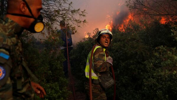 Тушение природных пожаров в северном пригороде Афин  - Sputnik International
