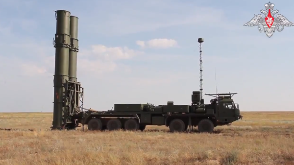 First publicly available footage of S-500 air defence system released by Russian military. - Sputnik International