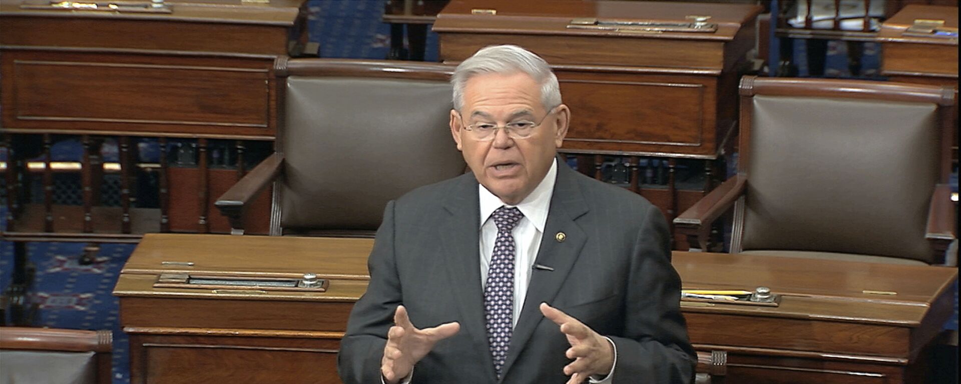 In this image from video, Sen. Robert Menendez, D-N.J., speaks on the Senate floor at the U.S. Capitol in Washington, Tuesday, March 17, 2020. - Sputnik International, 1920, 28.09.2021