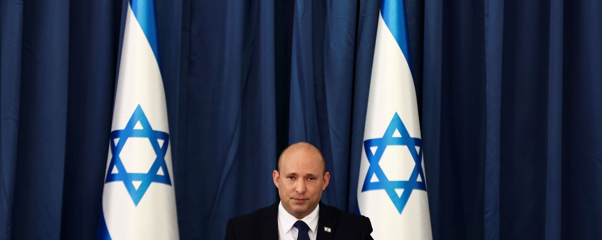 Israeli Prime Minister Naftali Bennett speaks at the weekly cabinet meeting at the Foreign Ministry in Jerusalem August 8, 2021. REUTERS/Ronen Zvulun/Pool - Sputnik International, 1920, 10.01.2022