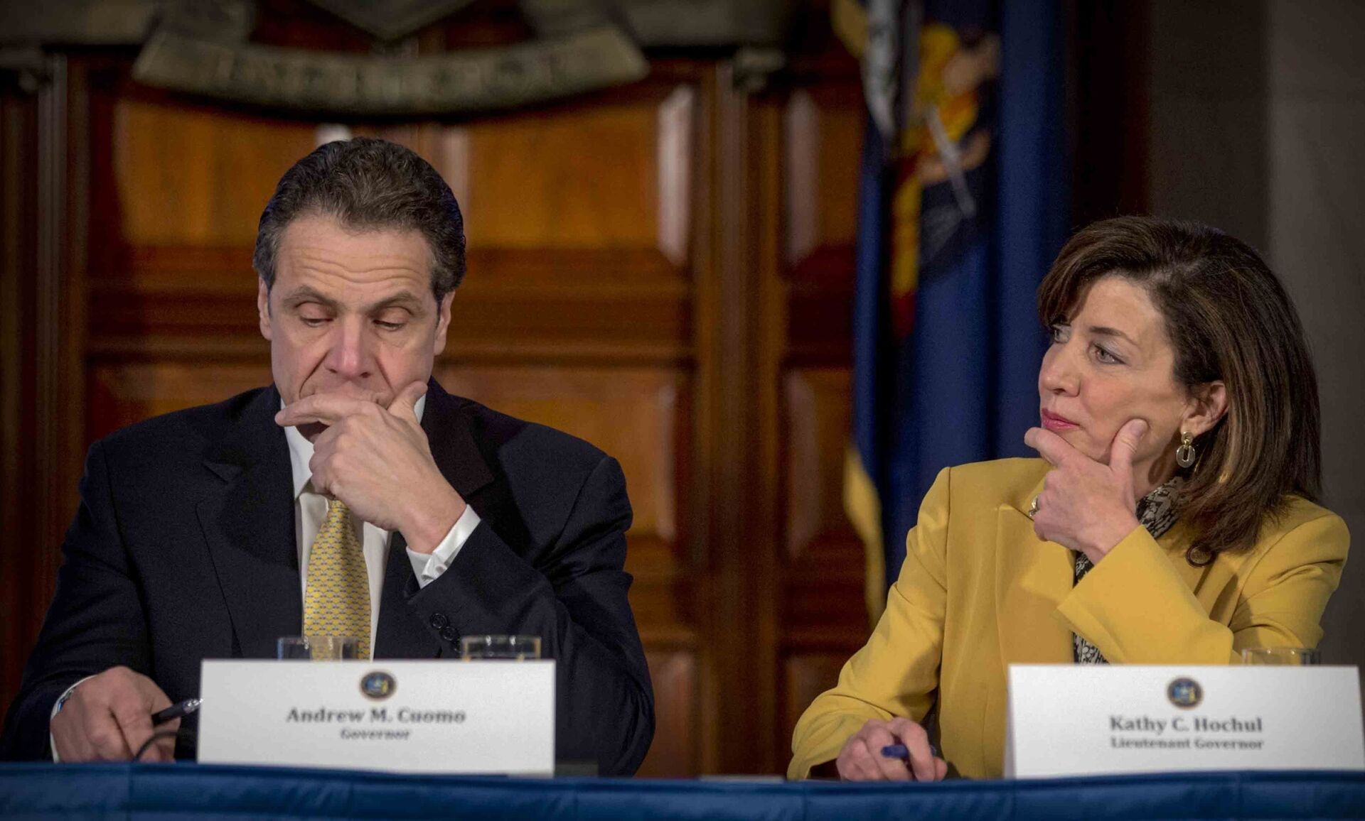 FILE - This photo from Wednesday, Feb. 25, 2015, shows New York Gov. Andrew Cuomo, left, and Lt. Gov. Kathy Hochul during a cabinet meeting at the Capitol in Albany, N.Y. Cuomo faces possible impeachment following findings from an independent investigation overseen by state Attorney General Letitia James - Sputnik International, 1920, 07.09.2021