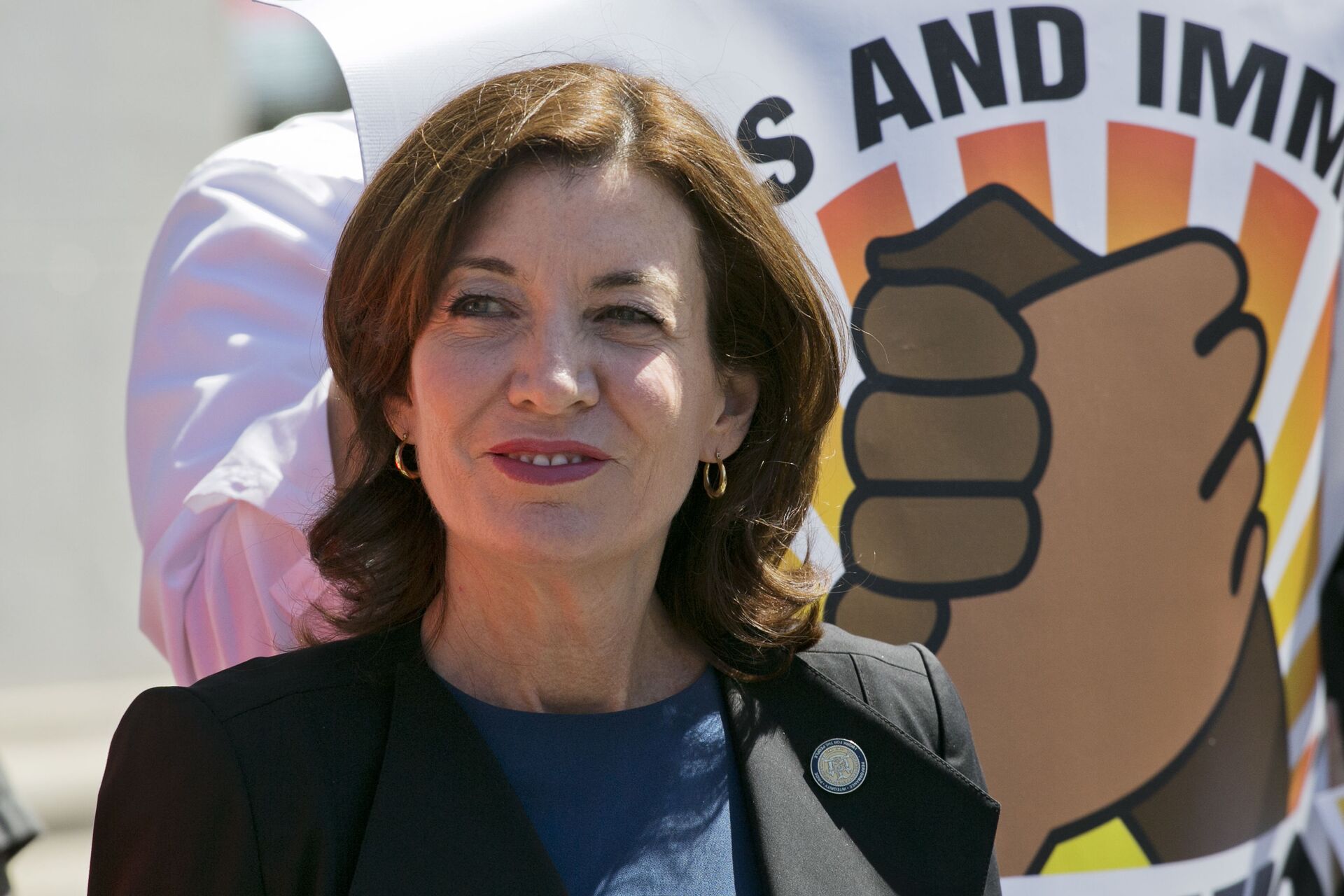 New York's Lt. Gov. Kathy Hochul attends a May Day pro-labor and immigration rights rally, May 1, 2018, in New York - Sputnik International, 1920, 07.09.2021