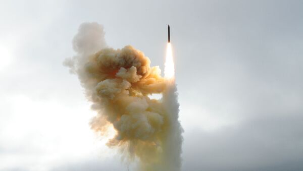 This US Air Force handout photo shows a Ground-based Interceptor, an element of the overall Ground-based Midcourse Defense system, being launched from Vandenberg Air Force Base in California on January 26, 2013  - Sputnik International