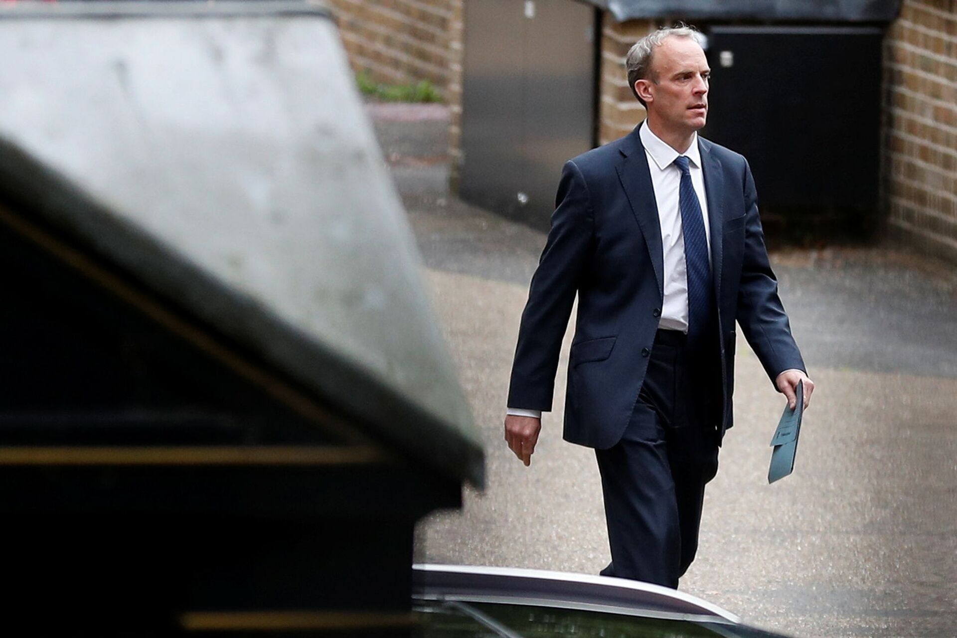 Britain's Foreign Secretary Dominic Raab walks outside the Foreign, Commonwealth and Development Office in London, Britain, August 20, 2021 - Sputnik International, 1920, 07.09.2021