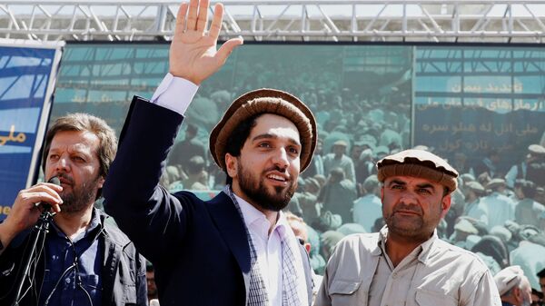 FILE PHOTO: Ahmad Massoud, son of Afghanistan's slain anti-Soviet resistance hero Ahmad Shah Massoud, waves as he arrives to attend a gathering in Bazarak, Panjshir Province, Afghanistan, September 5, 2019.  - Sputnik International