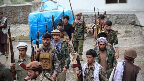 Men prepare for defense against the Taliban in Panjshir, Afghanistan - Sputnik International