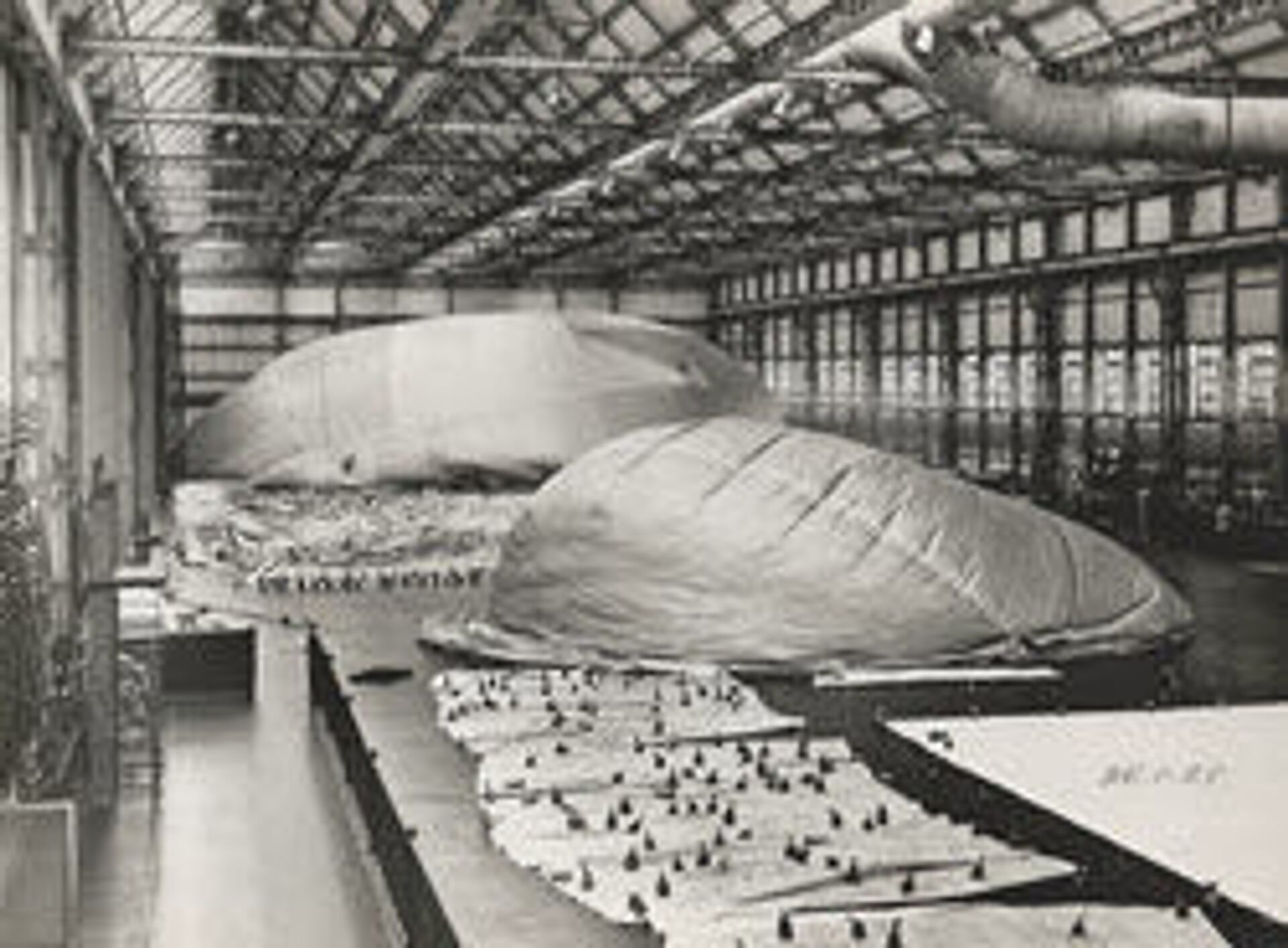 The R-101 airship under construction - Sputnik International, 1920, 07.09.2021
