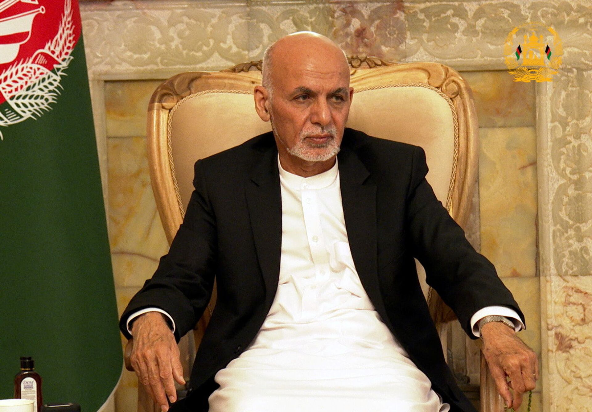 Afghanistan's President Ashraf Ghani attends a security meeting in Kabul, Afghanistan August 14, 2021 - Sputnik International, 1920, 07.09.2021