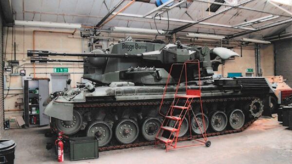 Gepard self-propelled anti-aircraft gun with 2x35mm automatic cannons - Sputnik International