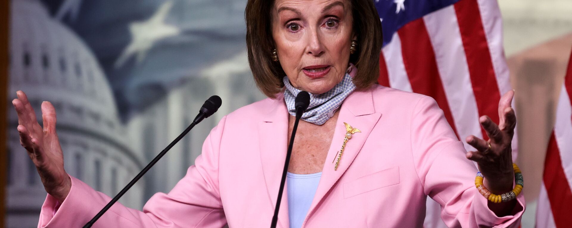 U.S. House Speaker Pelosi holds a news conference at the U.S. Capitol in Washington - Sputnik International, 1920, 10.10.2021