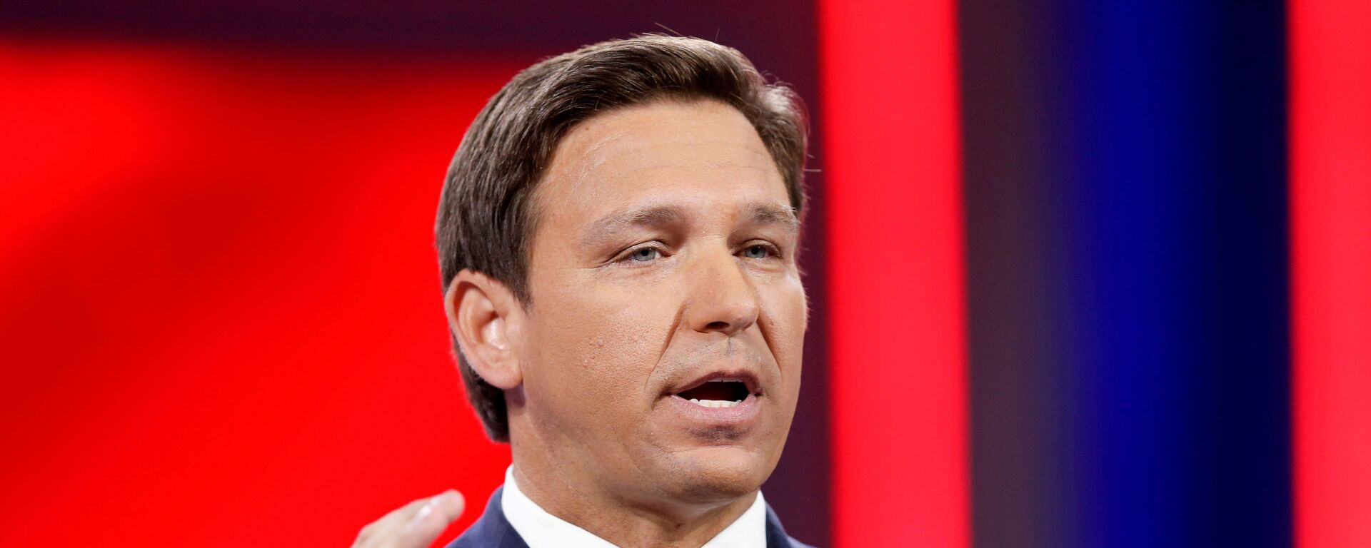 Florida Gov. Ron DeSantis speaks during the welcome segment of the Conservative Political Action Conference (CPAC) in Orlando, Florida, U.S. February 26, 2021 - Sputnik International, 1920, 28.10.2021